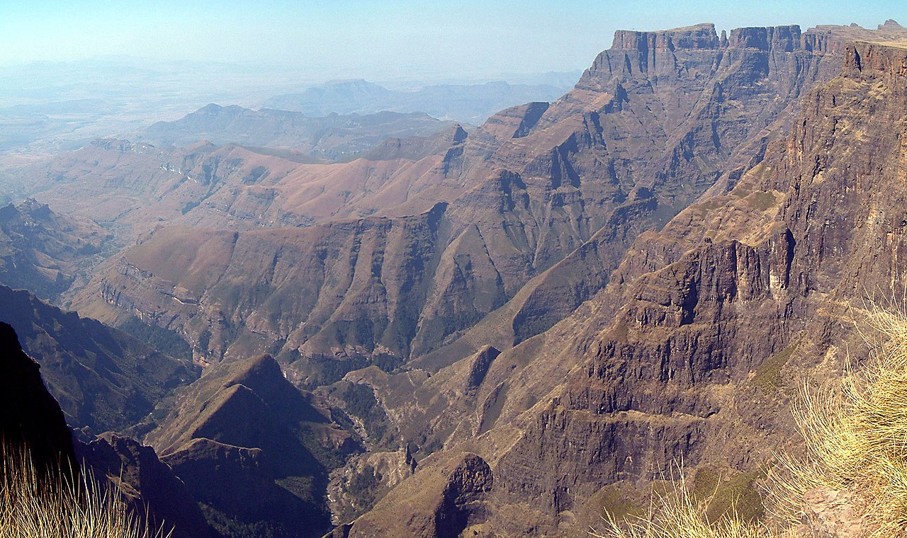 哨兵鎖鏈梯 → 圓形劇場頂與 Tugela Falls(1)
