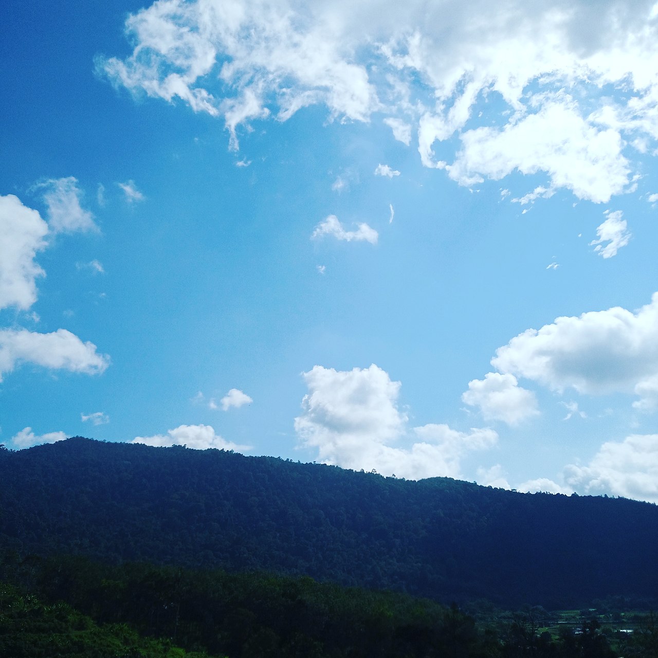 布羅加山(近吉隆坡日出)(1)