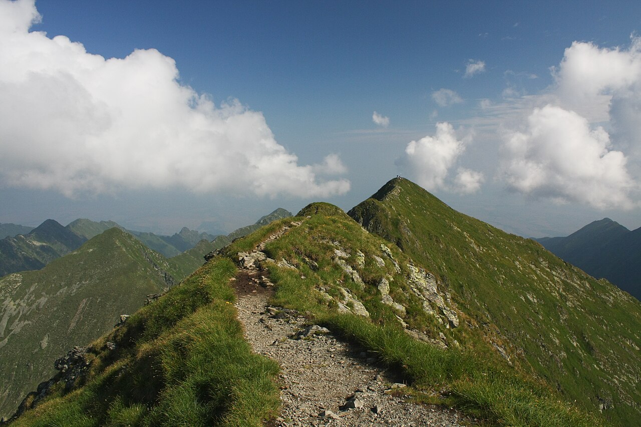 莫爾多韋亞努峰(Vârful Moldoveanu)(1)
